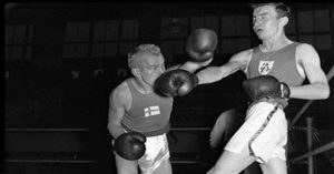 John McNally in the 1952 Olympic gold-medal fight